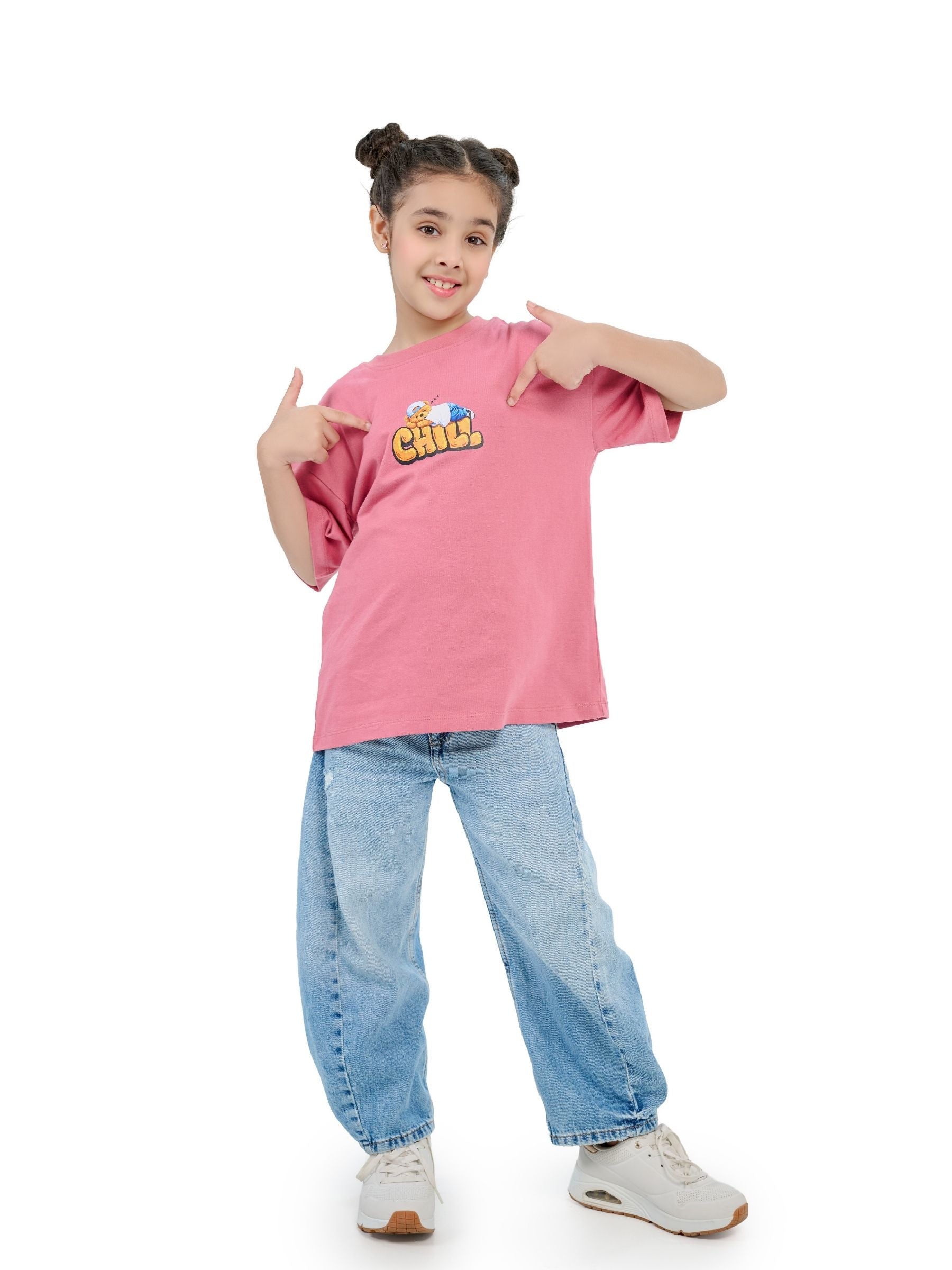 Unisex Oversized T-shirt "Bearly Awake"